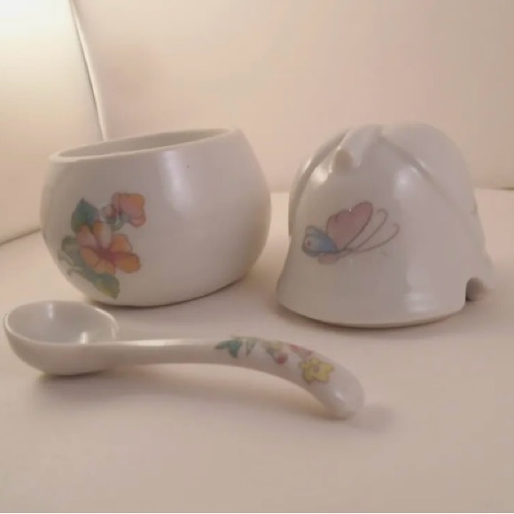 Elizabeth Arden Jam Honey Covered Jar With Spoon - Picture 4 of 9